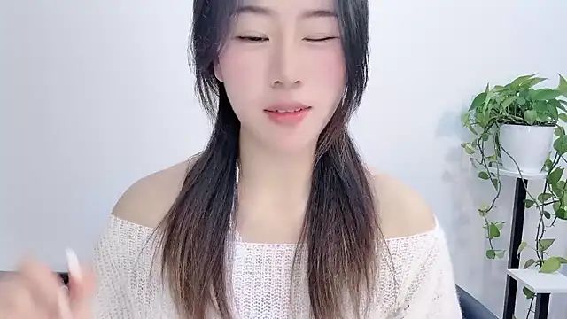 chloe-01 online show from 01/12/26, 07:02