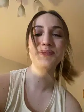 Snapshot of Emily_the_temptress_ chatting on 12/21/24, 08:18 Emily the temptress online show from 12/21/24, 08:18