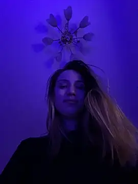 Snapshot of Emily_the_temptress_ chatting on 12/28/24, 02:54 Emily the temptress online show from 12/28/24, 02:54