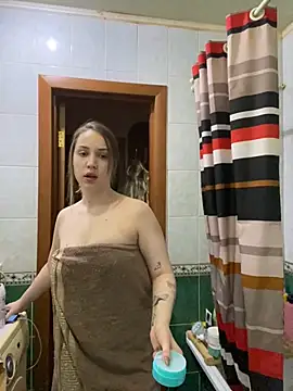 Snapshot of Emily_the_temptress_ chatting on 01/19/25, 04:04 Emily the temptress online show from 01/19/25, 04:04