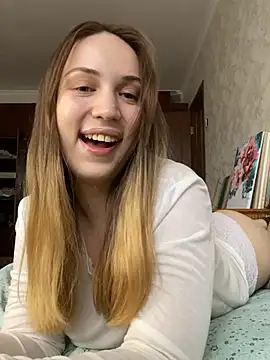 Snapshot of Emily_the_temptress_ chatting on 03/15/25, 12:02 Emily the temptress online show from 03/15/25, 12:02