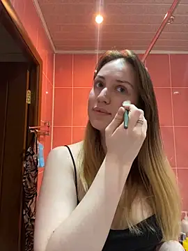 Snapshot of Emily_the_temptress_ chatting on 03/16/25, 10:42 Emily the temptress online show from 03/16/25, 10:42