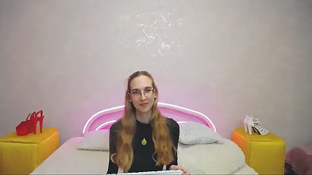 KlaryBrait online show from 01/21/25, 09:35