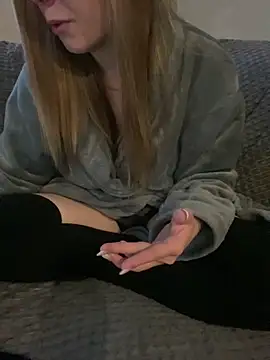 Snapshot of Mia_harmati chatting on 01/31/25, 03:11 Mia harmati online show from 01/31/25, 03:11