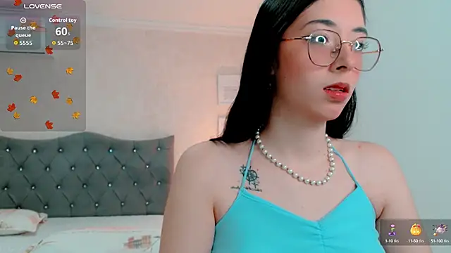 Snapshot of brooklove_doll chatting on 10/13/25, 02:11 brooklove doll online show from 10/13/25, 02:11