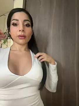 MOMALANA online show from 02/15/26, 01:02