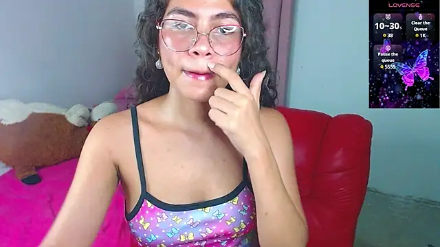 Cynthia hazel online show from 03/11/25, 04:43