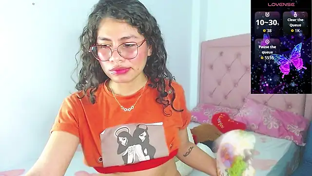 Cynthia hazel online show from 10/09/25, 05:16