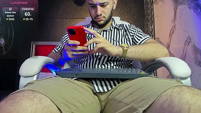 Snapshot of MaximusDick1_ chatting on 12/03/24, 11:55 MaximusDick1 online show from 12/03/24, 11:55