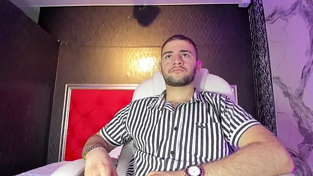 Snapshot of MaximusDick1_ chatting on 12/09/24, 12:19 MaximusDick1 online show from 12/09/24, 12:19