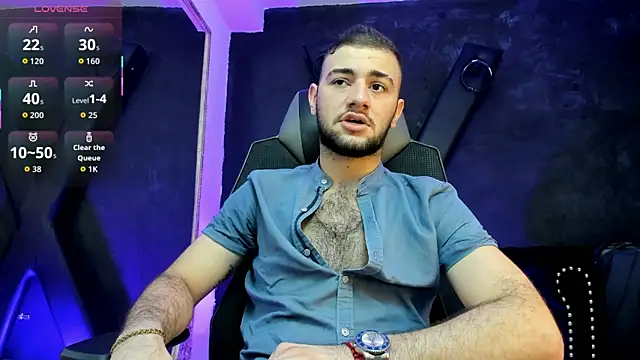 Snapshot of MaximusDick1_ chatting on 09/10/25, 04:12 MaximusDick1 online show from 09/10/25, 04:12