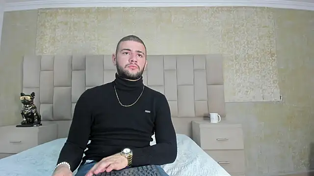 Snapshot of MaximusDick1_ chatting on 10/07/25, 04:20 MaximusDick1 online show from 10/07/25, 04:20