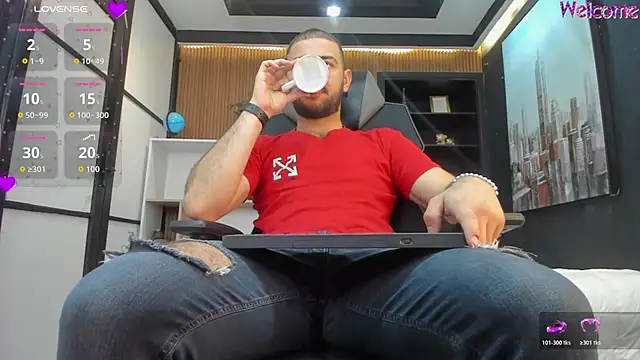 MaximusDick1  online show from 03/14/26, 12:43