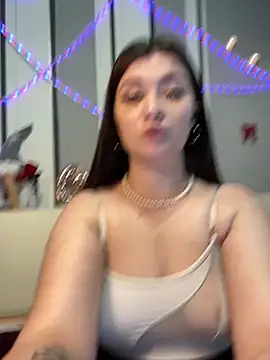 Jadelli online show from 02/07/25, 09:58