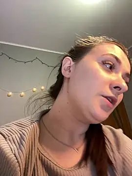 Jadelli online show from 03/02/25, 07:23