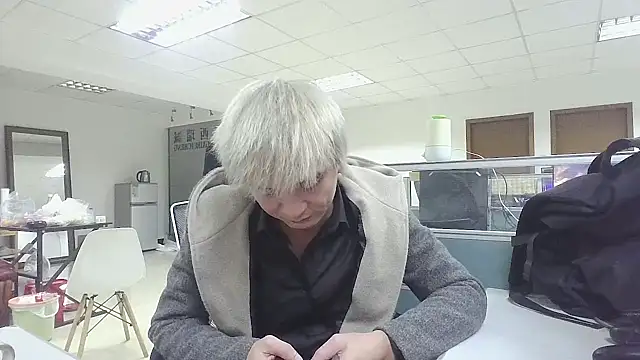 clisssx online show from 12/20/24, 12:05