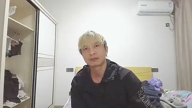 clisssx online show from 03/01/25, 02:13