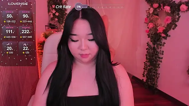 Snapshot of mei_honey_ chatting on 12/05/24, 12:11 mei honey  online show from 12/05/24, 12:11