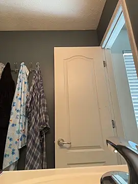 Ectorius online show from 02/18/26, 03:41