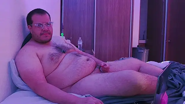 Snapshot of bearcloudcomputa chatting on 11/14/25, 08:02 bearcloudcomputa online show from 11/14/25, 08:02