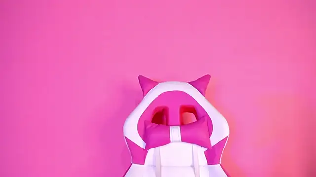 Mereo leona online show from 12/14/24, 11:23