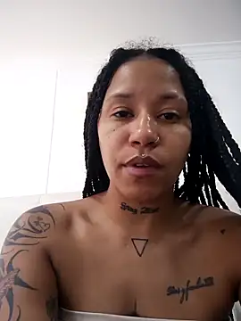 devi black13  online show from 10/21/25, 08:20