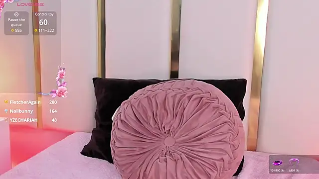 SalommeFlores online show from 02/19/25, 06:11