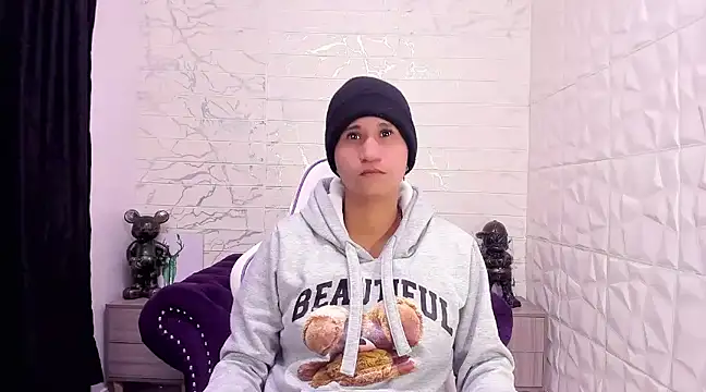 Im Milan Rs online show from 02/12/25, 06:40