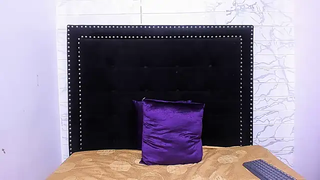 Im Milan Rs online show from 02/26/25, 09:53