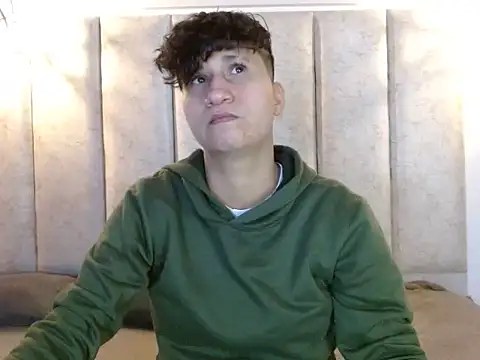 Im Milan Rs online show from 10/12/25, 03:38