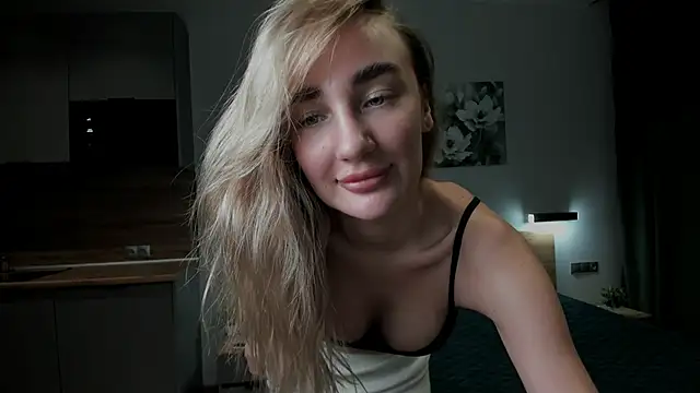 Snapshot of chloewallace chatting on 12/02/24, 06:54 chloewallace online show from 12/02/24, 06:54