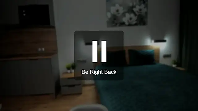 Snapshot of chloewallace chatting on 02/05/25, 10:44 chloewallace online show from 02/05/25, 10:44