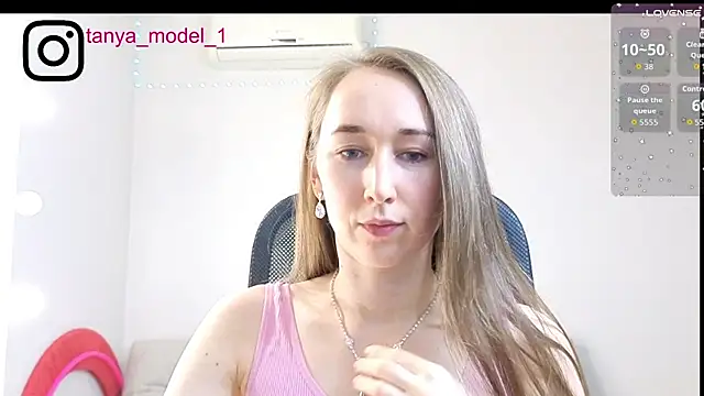 --Model--2 online show from 11/29/25, 10:13