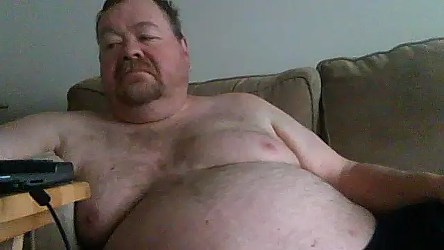 Snapshot of hitman_35 chatting on 06/21/26, 03:36 hitman 35 online show from 06/21/26, 03:36