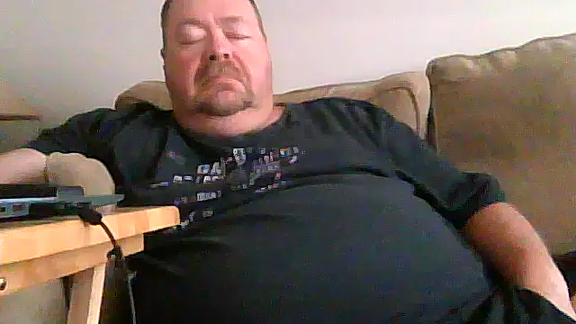 Snapshot of hitman_35 chatting on 07/28/26, 02:13 hitman 35 online show from 07/28/26, 02:13