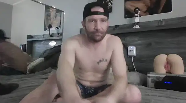 Edward LongCock online show from 01/21/25, 07:58