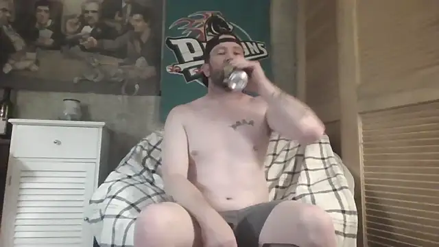 Snapshot of Edward_LongCock chatting on 07/14/26, 06:51 Edward LongCock online show from 07/14/26, 06:51