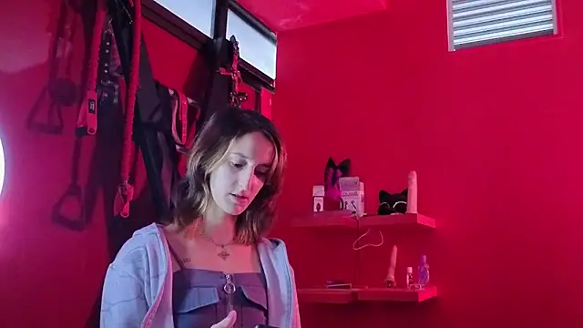 Ambar Roux  online show from 01/12/26, 01:16