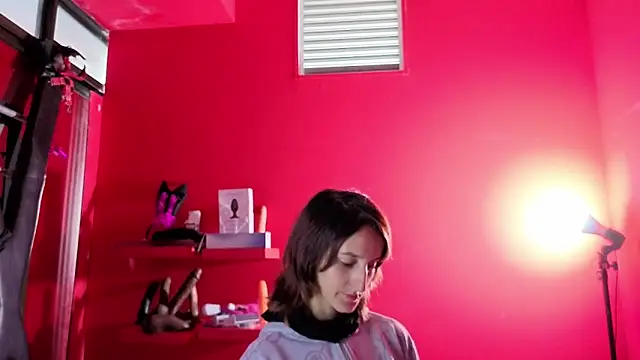 Ambar Roux  online show from 02/04/26, 12:22