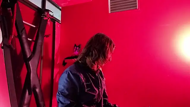 Ambar Roux  online show from 02/07/26, 01:20