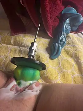 luisa1 online show from 09/25/25, 06:11