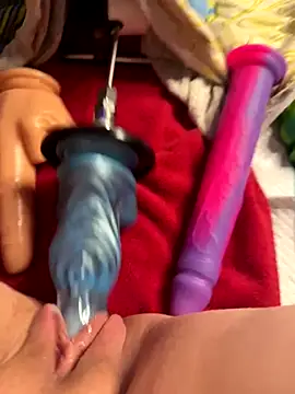 luisa1 online show from 10/03/25, 06:49