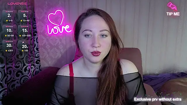 KellyCrystall online show from 10/30/25, 03:41