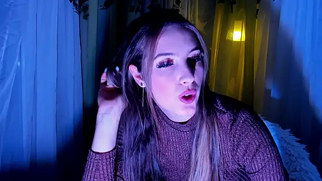 Snapshot of Lioneass chatting on 12/13/24, 08:15 Lioneass online show from 12/13/24, 08:15