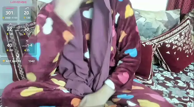 Reika 01 online show from 12/08/24, 02:49