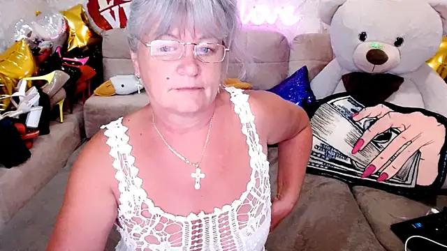 Snapshot of SiberiabBerry chatting on 07/13/26, 08:22 SiberiabBerry online show from 07/13/26, 08:22
