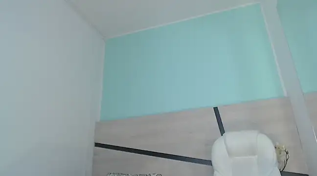 Snapshot of violeta_leon chatting on 01/18/25, 11:11 violeta leon online show from 01/18/25, 11:11