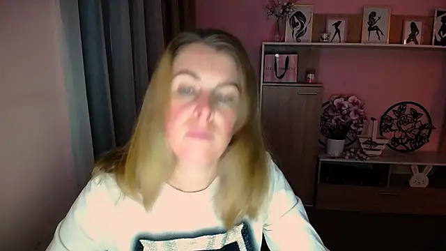 Hot Milady online show from 12/09/24, 11:36