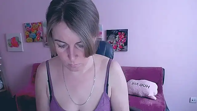 Hot Milady online show from 03/06/25, 08:08