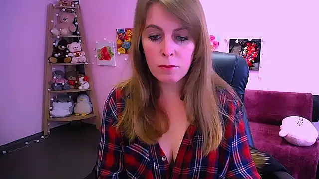 Hot Milady online show from 02/11/26, 08:30